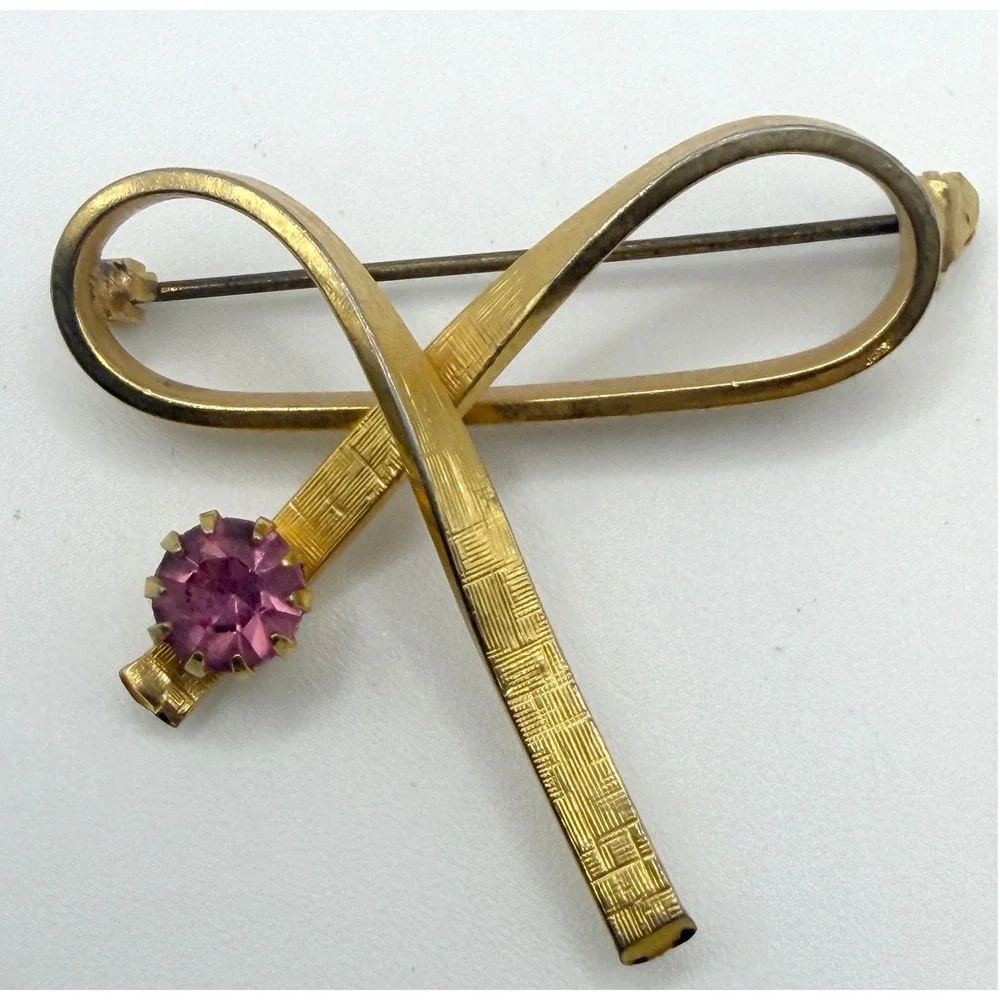 Vintage Gold‎ Tone Bow Brooch Pink Accent Textured 1.75